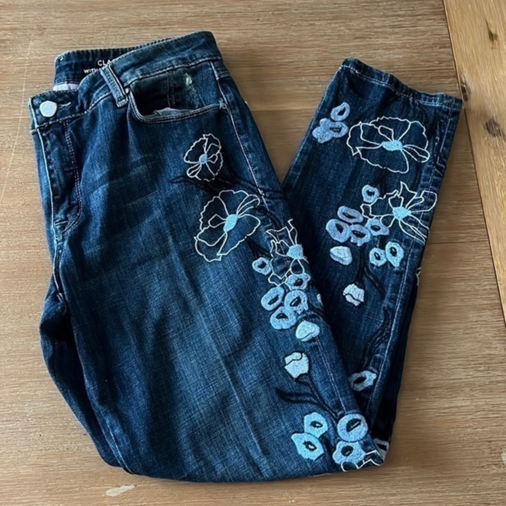 Laurie Felt Dark blue denim slim leg embroidered flowers and stretchy